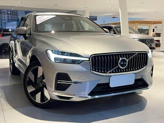 VOLVO XC60 2.0 T8 RECHARGE ULTRA AWD GEARTRONIC VOLVO XC60 2.0 T8 RECHARGE ULTRA AWD GEARTRONIC